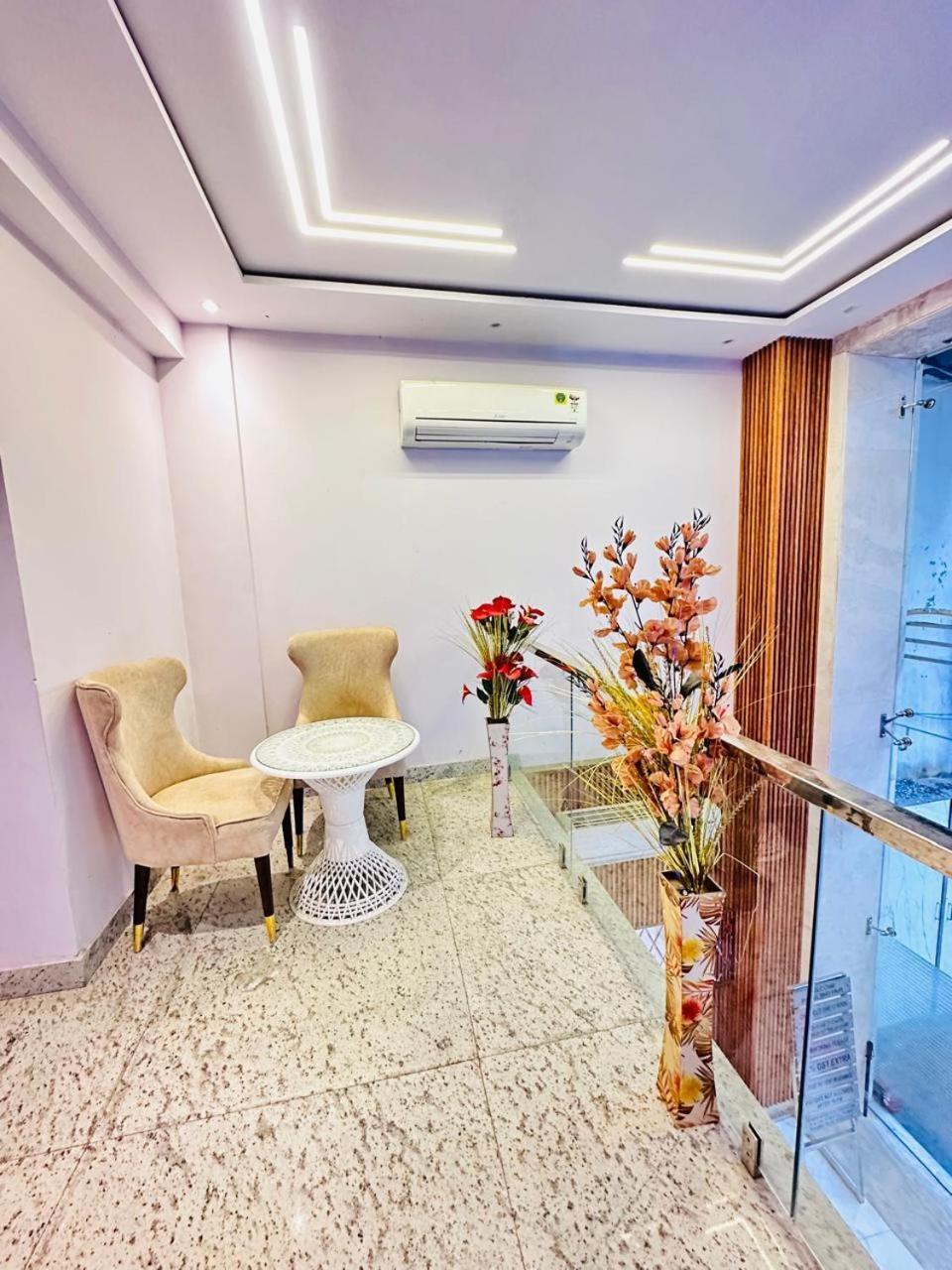 Hotel Mayfair Just A Minute Away From New Delhi Railway Station And Connaught Place Ngoại thất bức ảnh